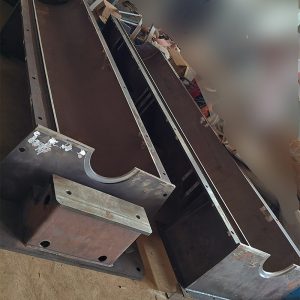 超音速喷涂设备在大槽体表面喷涂碳化钨涂层